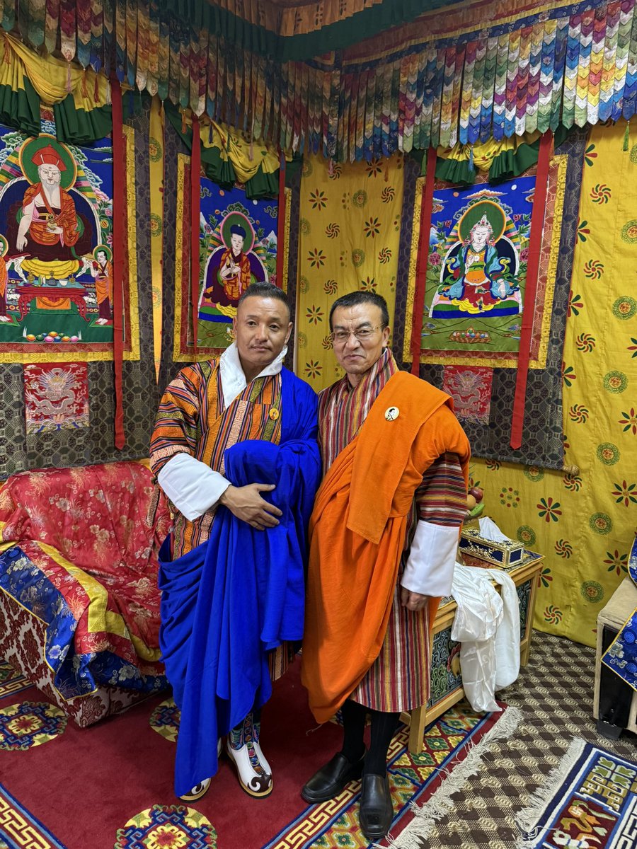 ལས་སྐྱིད་རྡོ་རྗེ tweet media
