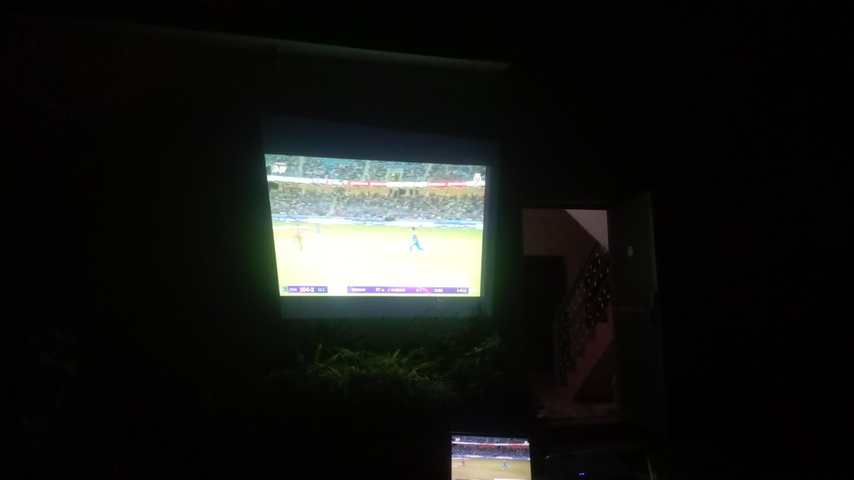 So #teampakistsn we are on big screen enjoying great play  still time
#INDvPAK #PakVsInd