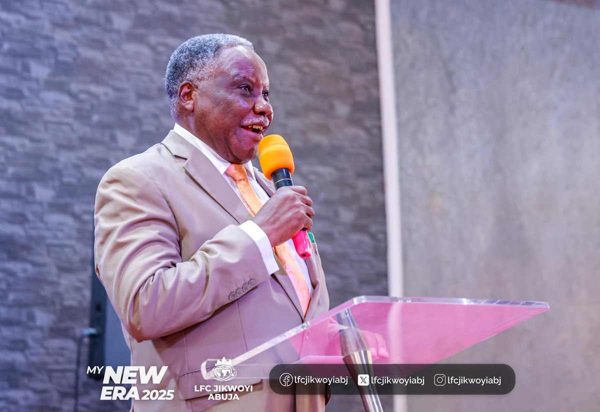 lfcjikwoyiabj's tweet image. Pastor Adeolu Adewunmi and other ministers at our Breaking Barriers Service.

#MyNewEra2025 
#lfcjikwoyiabj 
#SundayServiceHighlights 
#BreakingInvisibleBarriers 
#september2025