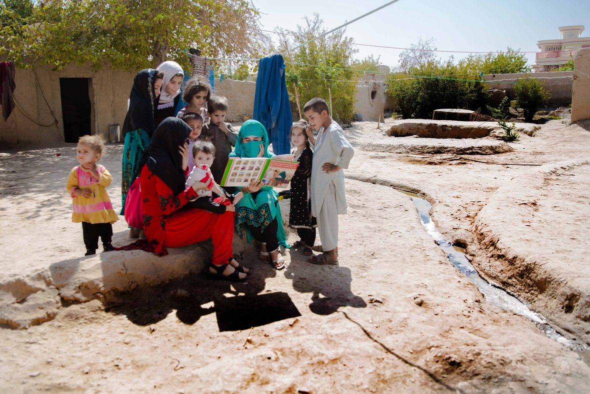 SpeakingBooks's tweet image. It’s time to rethink pamphlets and brochures and distribute knowledge to all people, in a way that is relevant for them, literate or not. Speaking Books are designed to communicate important information in a format that is easy to understand and process.
bj@speakingbooks.com