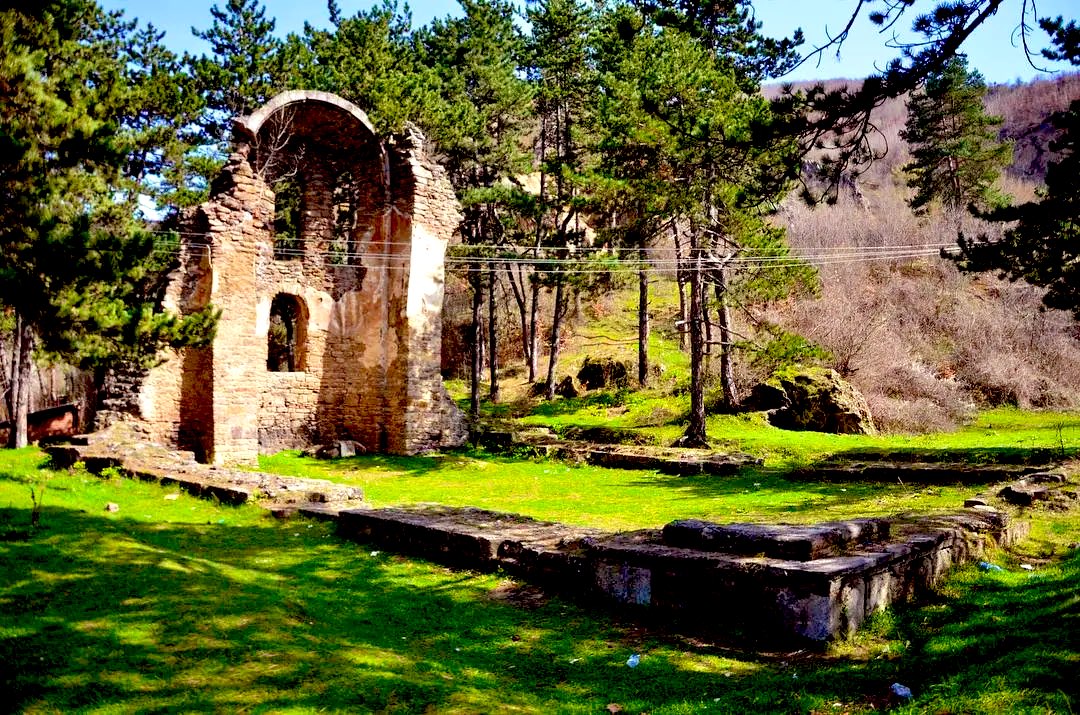 The Saxon Church (St. Peter's Basilica) was a Catholic Church built by Saxons in the 13th century and used primarily by the Catholic Albanian population near Mitrovica. Miraculously, it is was not converted by Serbs. 

So, one of the oldest churches in Mitrovica is not Serbian.