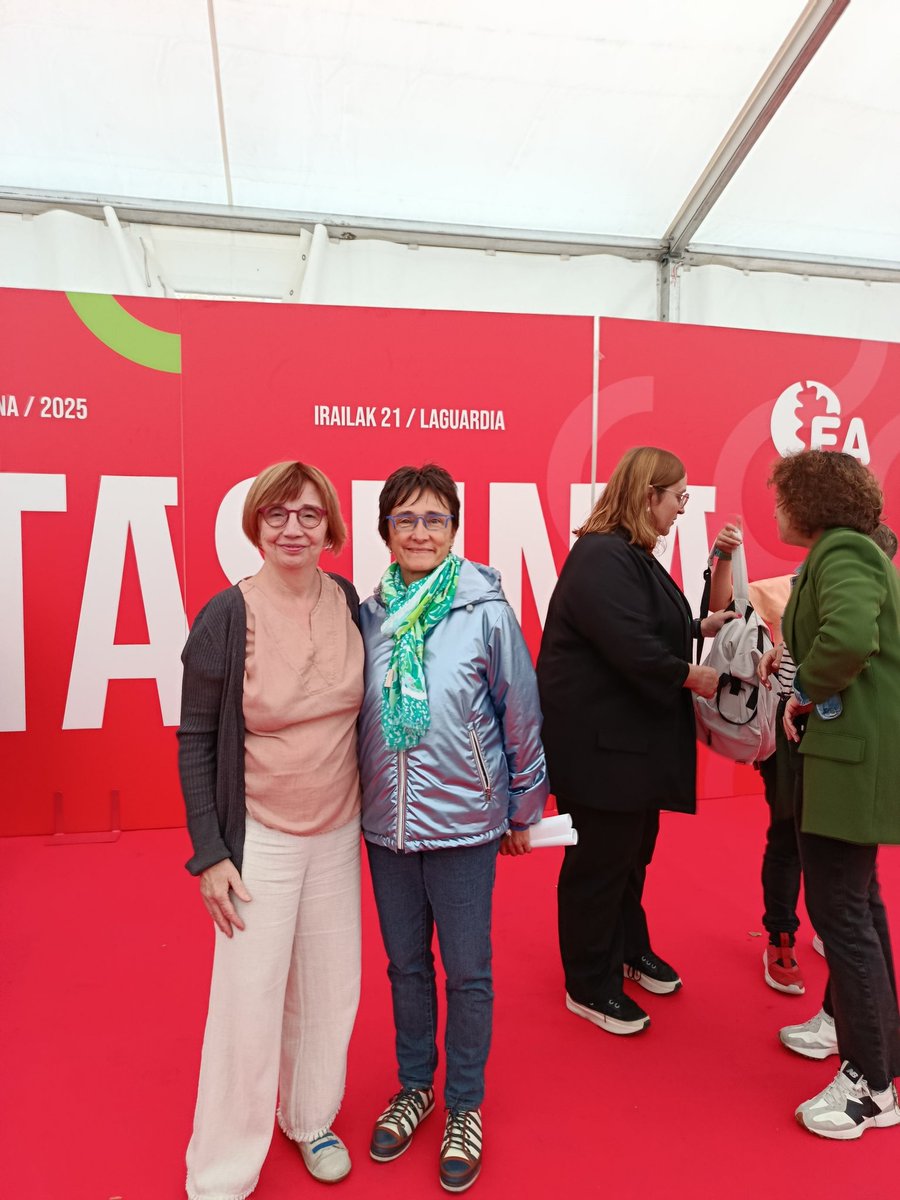 Liena Palacios, Presidenta d'Estau Aragonés con Lorena López de Lacalle en #alkartasuneguna ta Laguardia.