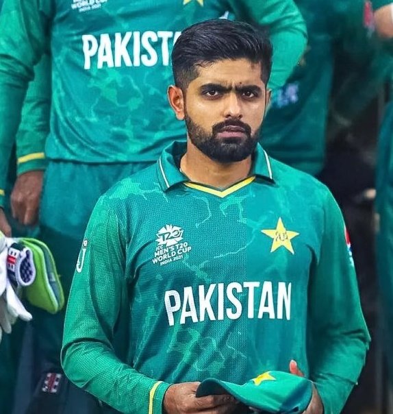 HassanAbbasian's tweet photo. The defensive captain and not a T20I material, @babarazam258, is the only one to defeat India in both the Asia Cup and the WC. 

They should apologise to him publicly https://t.co/7eXiwyTq8Q