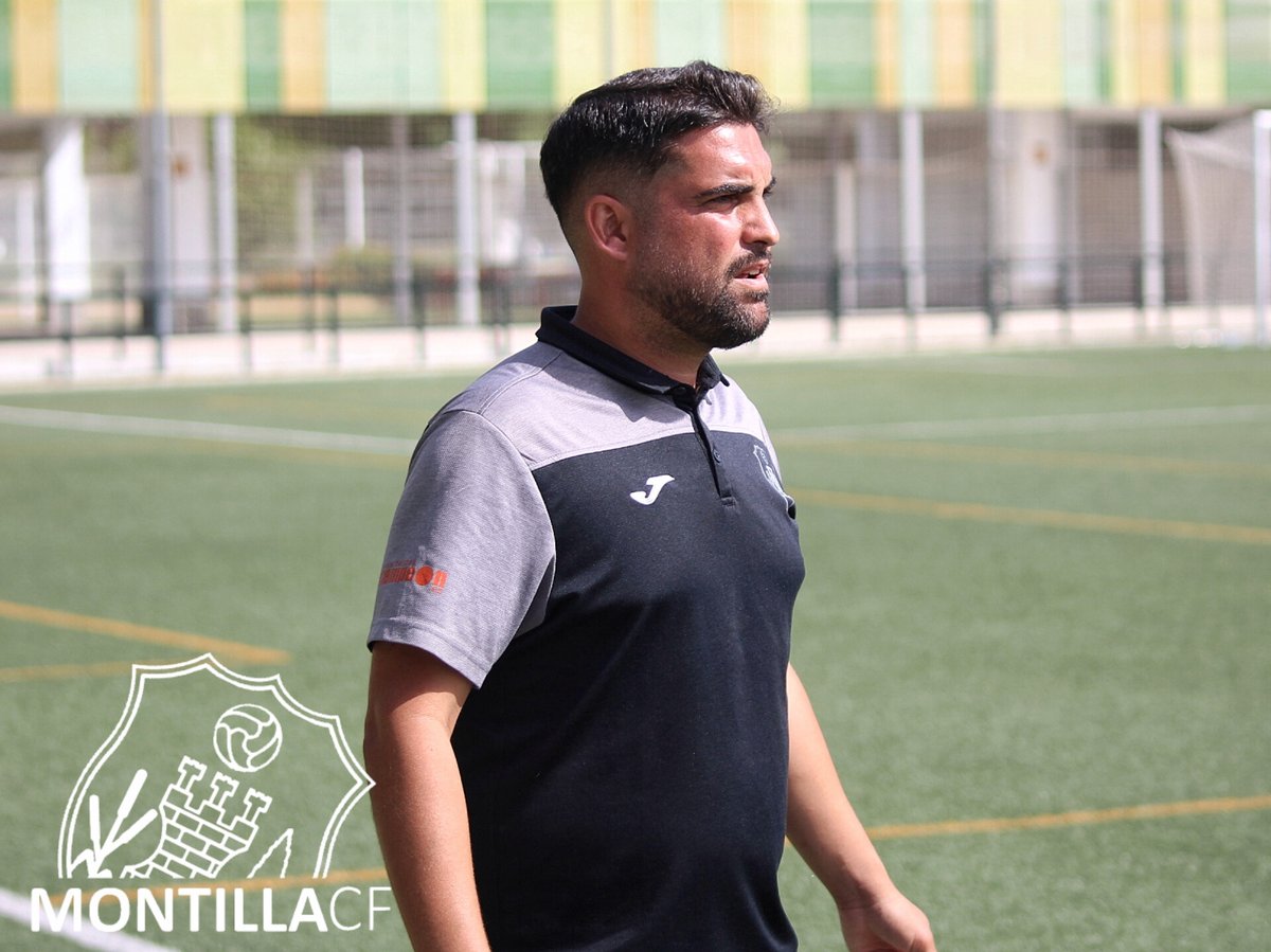 📸𝗣𝗢𝗦𝗧𝗣𝗔𝗥𝗧𝗜𝗗𝗢 |

🗣️ #IsaacCuesta "Estoy convencido de mis jugadores y su trabajado. Hoy han demostrado que están preparados para pelear ante cualquier equipo".

¡¡¡Vamos, Montilla!!!💪⚽🔰

#MontillaPalmaDelRio