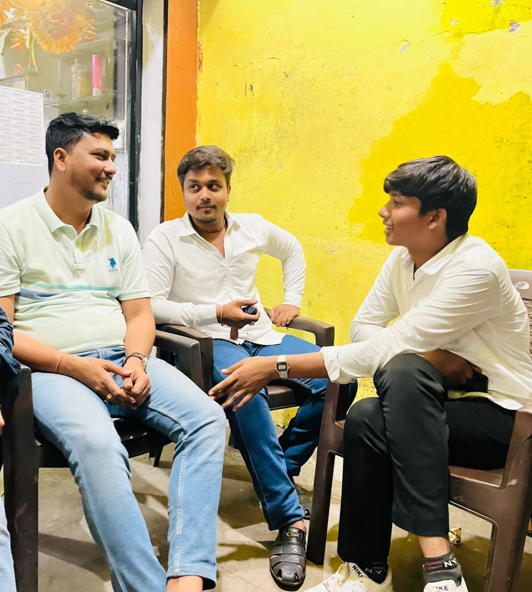 SubhashDinau's tweet image. जो दिलों को जोड़े अपने संघर्ष से,
नाम है उसका आशुतोष चौकसे ❤️‍🩹
@AASHU_NSUI @nsui 

.

.
#Subhashyadav #subhashyadavdinau #Subhashyadav_nsui #aashutoshchouksey #nsuimp #nsui #sadettinsaran @rahuljhanslaa #大河べらぼう #AzerbaijanGP #incmp #sstvi