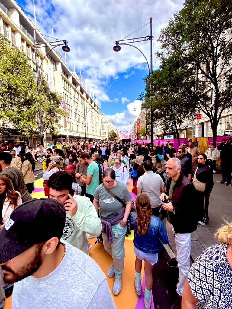 I’m not sure guys, I think maybe Oxford Street was better when it was full of motor traffic, I think people like it better that way 

😂