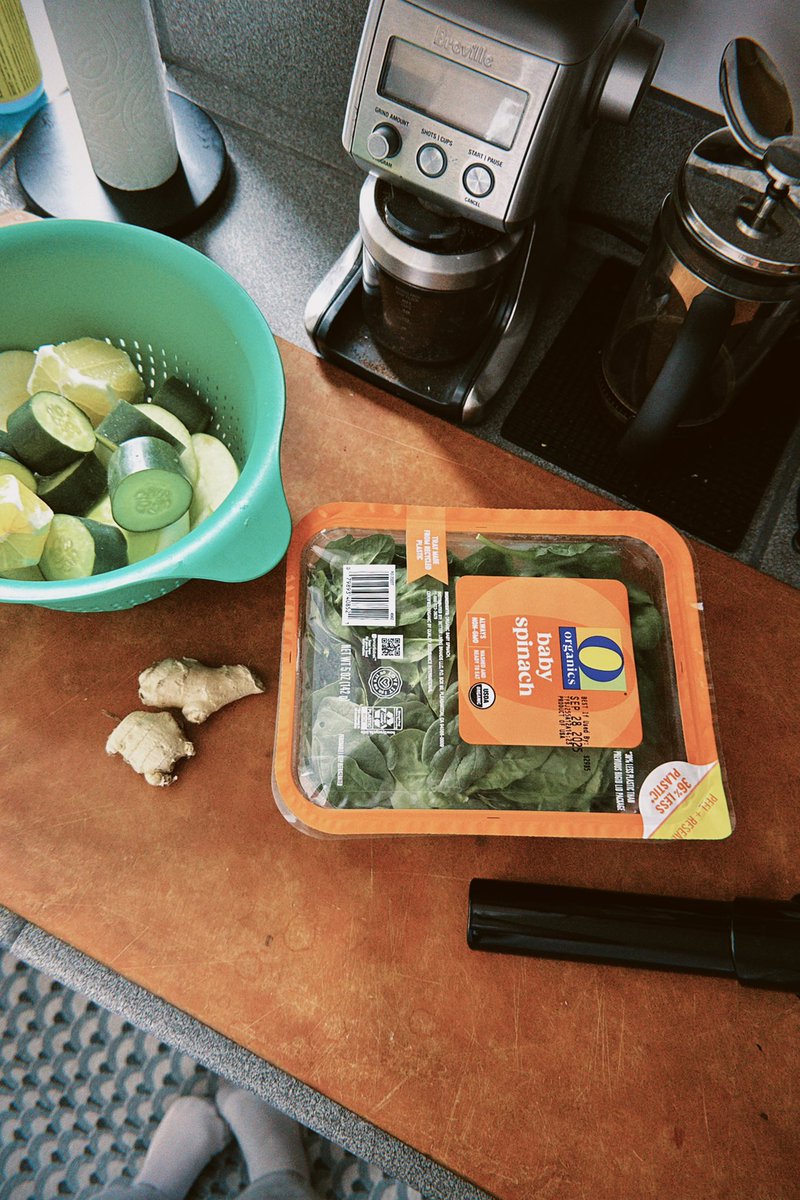 presley 🧸 tweet media