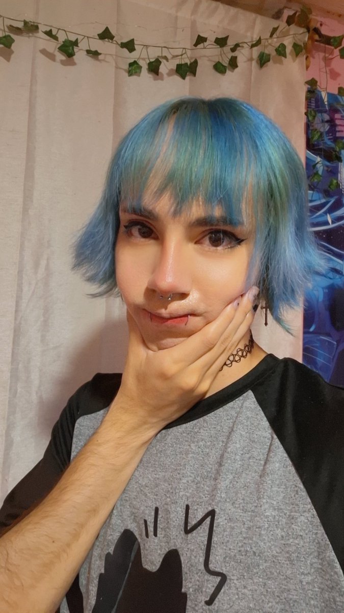 I am blue 🩵