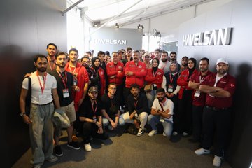 Five individuals in red jackets holding a certificate and trophy on a stage with a red backdrop displaying "TÜRKPATENT ISIF\'25 ÖDÜL TÖRENİ" and logos of TürkPatent, WIPO, and TÜBİTAK. Mehmet Fatih Kacır in a suit stands among children and adults near a screen showing an aircraft animation with "MÜHENDİS ÇOCUK" text. A group in red jackets poses in front of a "HAVELSAN" sign. Two men in red jackets stand by a blue and red aircraft with "TÜRKSAT" text and a Turkish flag.