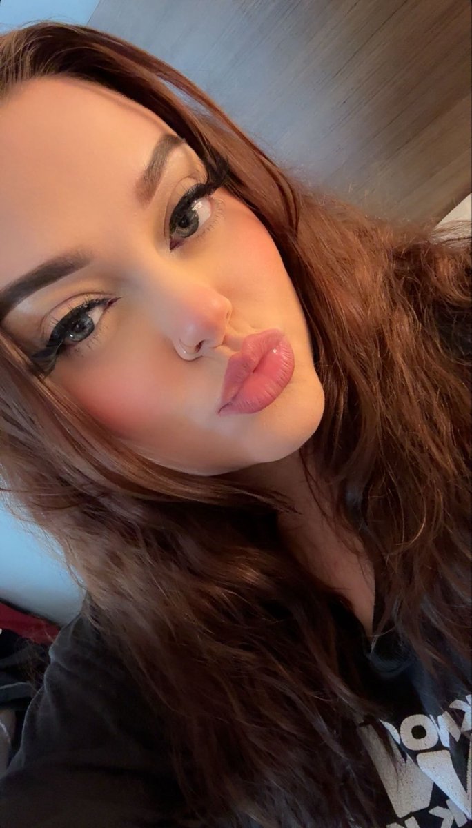 Rt if you wanna fuck me😈