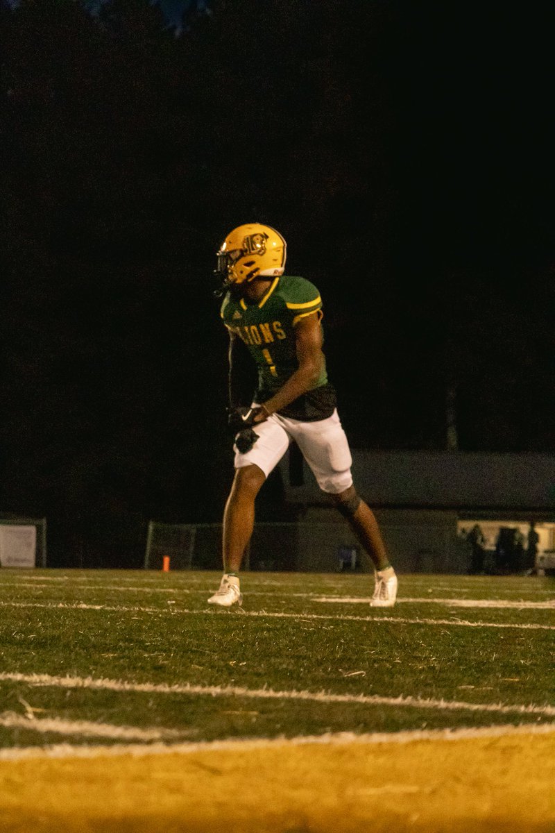 Mid Season tape🙏🏾 
hudl.com/v/2Sfk4v 

 <a href="/Coach_Jlew/">Coach Juwan Lewis</a> <a href="/TyronCarrier/">Tyron Carrier</a> <a href="/CoachGlover_ASU/">Will Glover</a> <a href="/coachmorrison58/">Zach Morrison</a> <a href="/TimGlanton/">Coach Tim Glanton</a> <a href="/RecruitGeorgia/">Recruit Georgia</a>