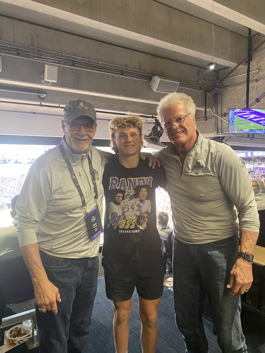 Skol, fellas! If you see me at US Bank this season, come say hi!