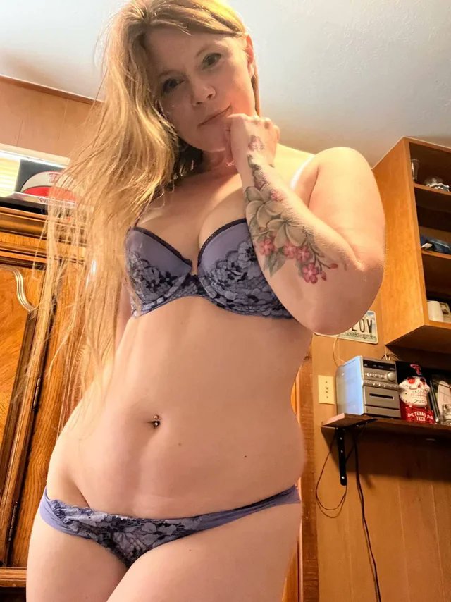 Netflix or quickie with me? ...yes or no