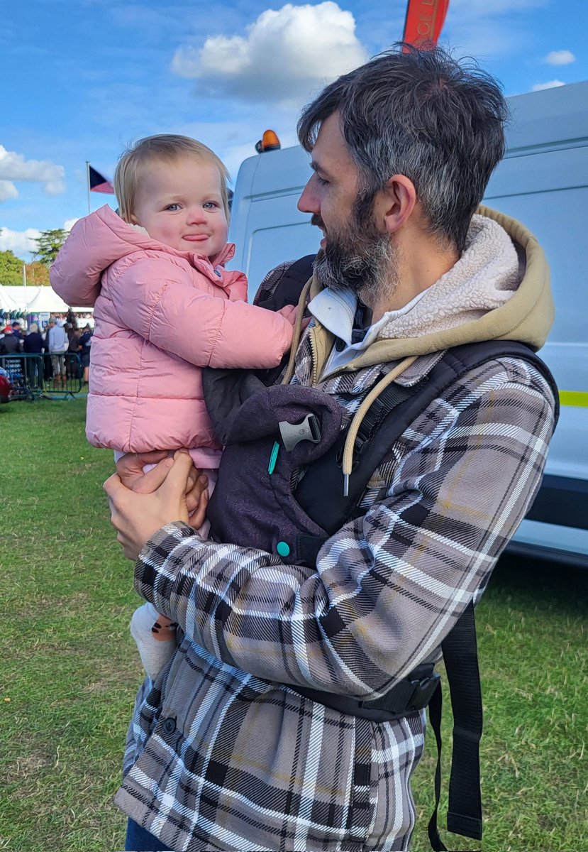 StaceyTegg's tweet photo. Lovely day at Blenheim Horse Trials with my favourites 🐎 #AgriaBlenheim https://t.co/1ledQcwMbr