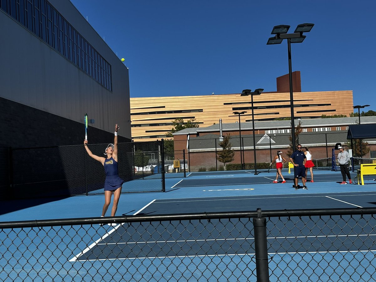 Day two of the Lumberjack Classic underway! 

#RaiseTheFlag | #BigSkyTennis