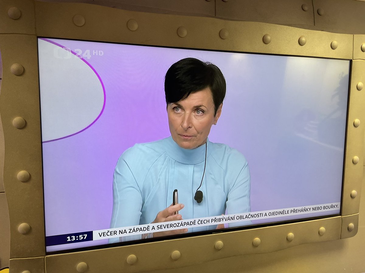 Zločinci, kteří neútočí na ulici, ale v kyberprostoru - téma druhé části nedělních Otázek Václava Moravce <a href="/OtazkyVM/">OtázkyVáclavaMoravce</a> na <a href="/CT24zive/">ČT24</a> s prezidentem <a href="/cba_cz/">Česká bankovní asociace</a> Janem Juchelkou a nejvyšší státní zástupkyní Lenkou Bradáčovou. Záznam diskuzního pořadu uvnitř článku: 
ct24.ceskatelevize.cz/clanek/domaci/…