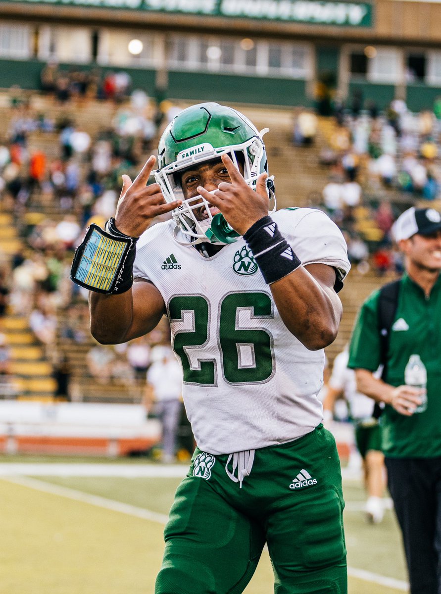 NWBearcat_FB's tweet image. Victory Vibes 😎
#OABAAB || #RISE