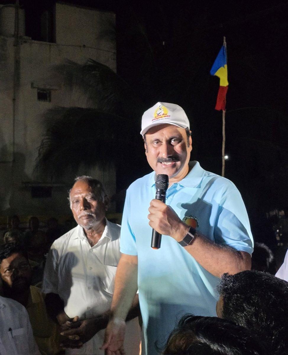 draramadoss's tweet image. "உரிமை மீட்க… தலைமுறை காக்க’" பயணத்தில், நாகப்பட்டினம் மாவட்டம்
வேதாரண்யம் தாலுகா, தலை ஞாயிறு ஒன்றியத்திற்கு உட்பட்ட, வெள்ளப்பள்ளம் மீனவ கிராமத்தில், தமிழக அரசால் முழுமையாக கட்டி முடிக்கப்படாத மீன்பிடித் துறைமுகத்தை விரைந்து கட்டி முடிக்க கோரி, அரசாங்கத்தை வலியுறுத்தி மீனவ…