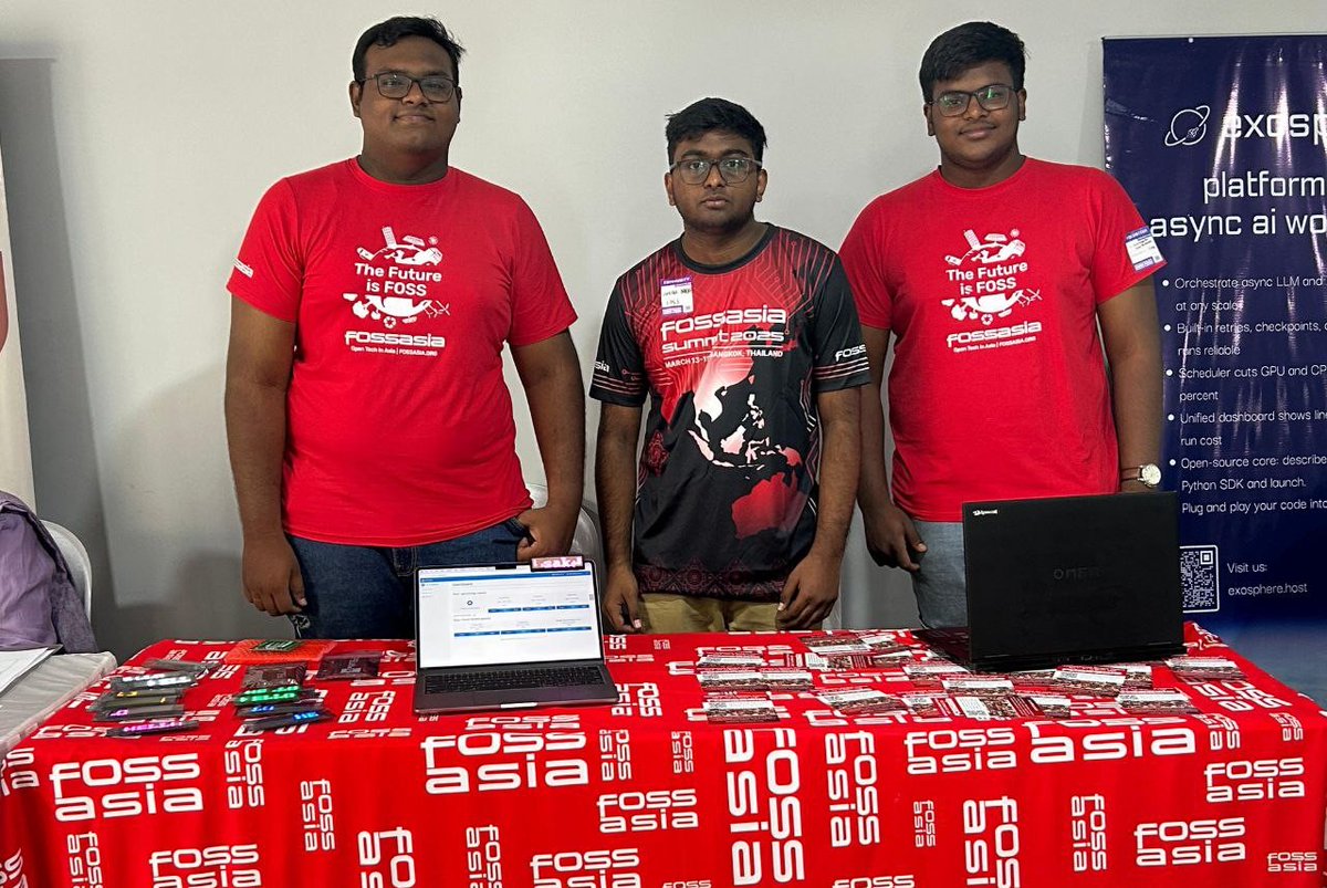 fossasia's tweet image. FOSSASIA Team at #IndiaFOSS! A vibrant gathering of open tech enthusiasts, developers, and communities from across India. Inspiring talks, great energy, and meaningful connections all around. @AuswinSrivatsav
#FOSSASIASummit2026 #IndiaFOSS #OpenSource