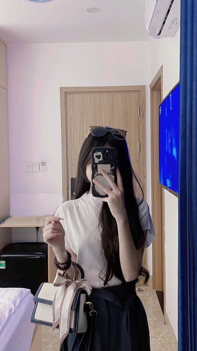 Iam_hajraa's tweet image. Good Night  𝕏 Creator&apos;s !!

Can i get a GN??