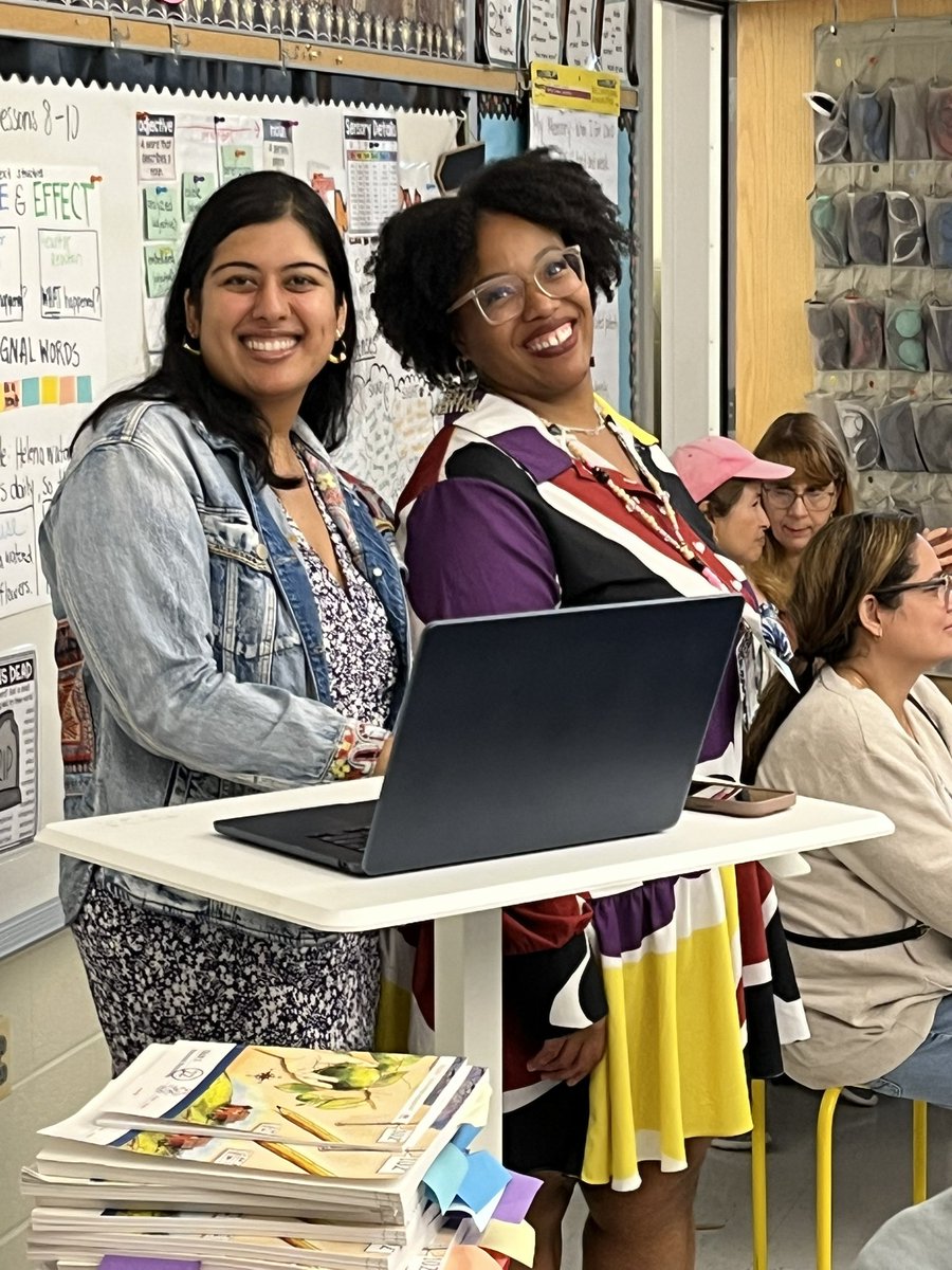 WWESPrincipal1's tweet image. Our BTSN was well attended despite all the rain. Teams were ready & families engaged on behalf of their child(ren). Well done, WWES Wildcat family!💙🤍🐾 @Director_DSLI @WheatonWoodsAP @CSconnect_MCPS