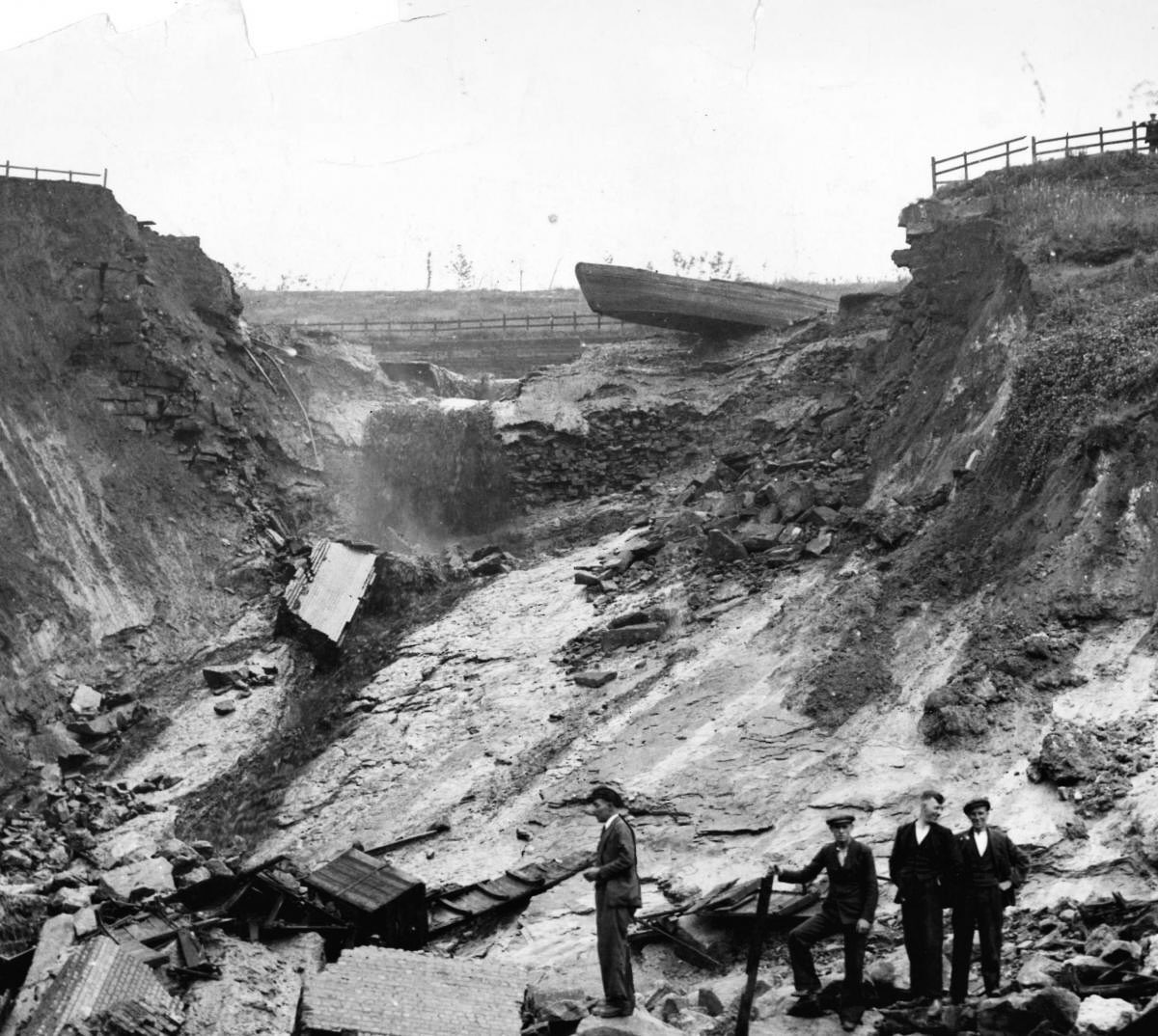 The 89 year old canal breach is being repaired. Join us on YouTube for the story 
youtu.be/mCbkM3Fhffw  Manchester Bolton Bury Canal
