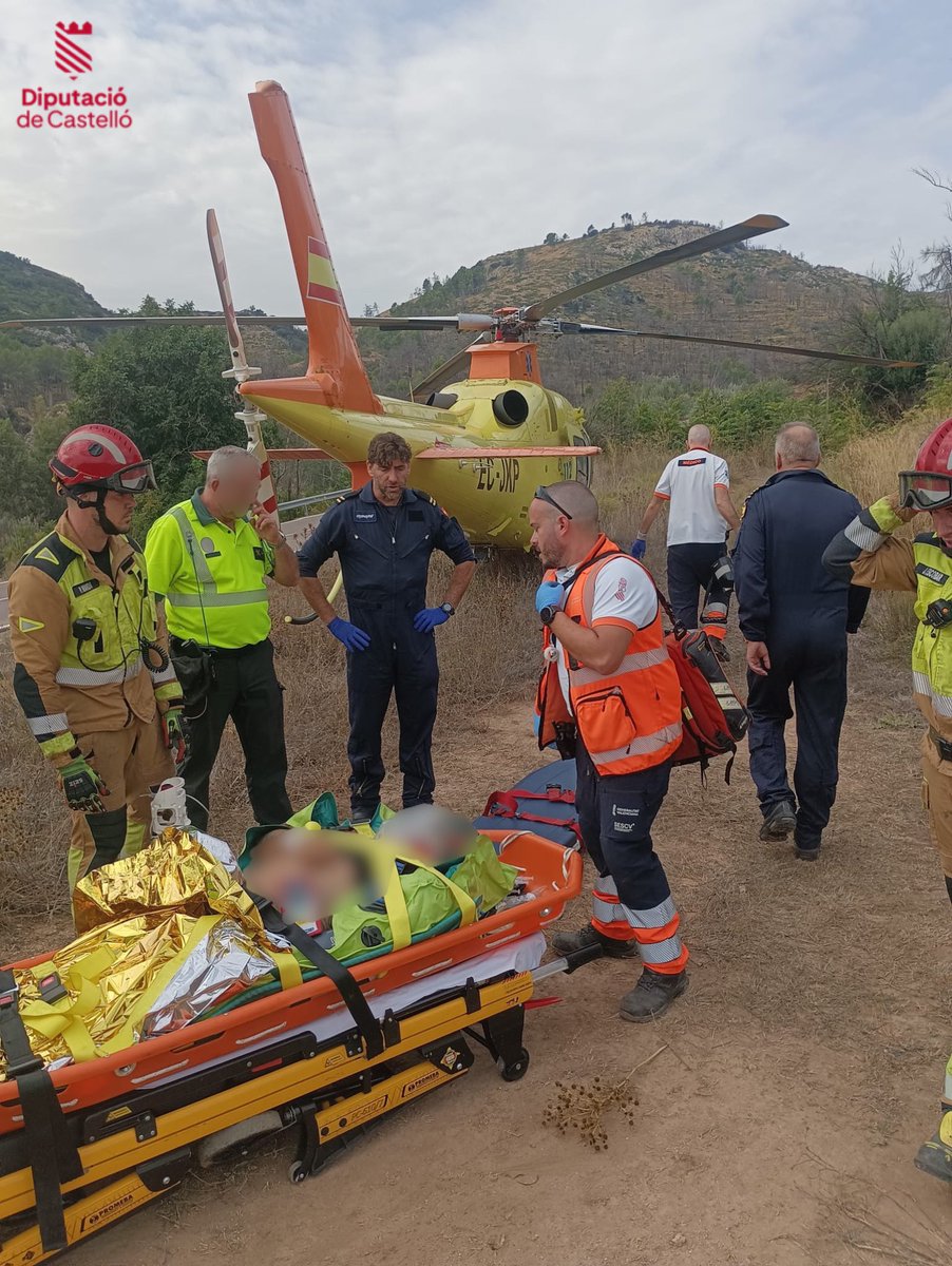 BombersDipcas's tweet image. Jornada de rescates en la provincia. Esta mañana efectivos @BombersDipcas han intervenido en el rescate de un motorista precipitado a un pequeño barranco en #Teresa y en el rescate de dos mujeres lesionadas practicando senderismo en #Borriol y #Bejís.