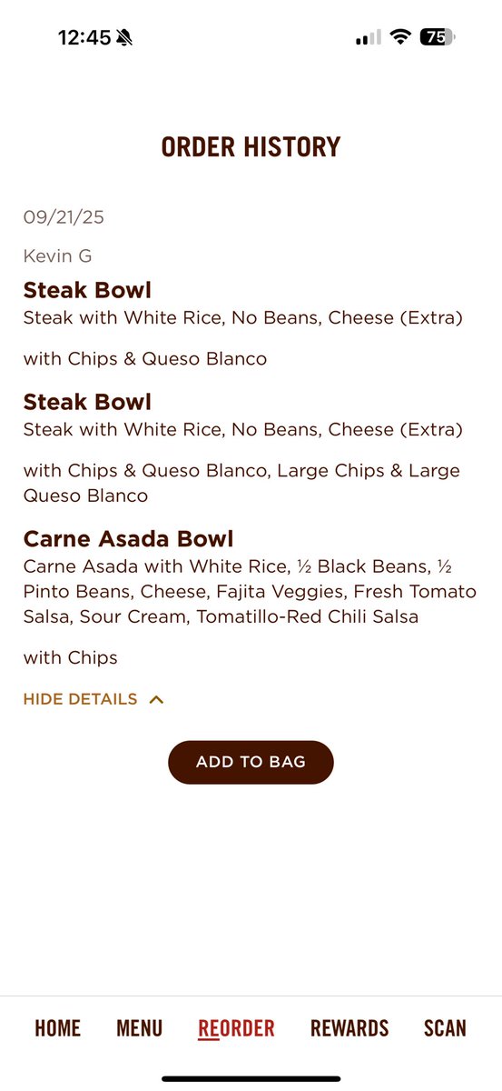 TheBeerman21's tweet photo. @ChipotleTweets just ordered lunch and the chips and queso were not eddible. Not what I expect when ordering nearly $20 worth. The chips were stale and the queso was watery and flavorless. Large queso also was same size as small. Id like a refund for all chip's and queso. Help! https://t.co/UpWI4288gX
