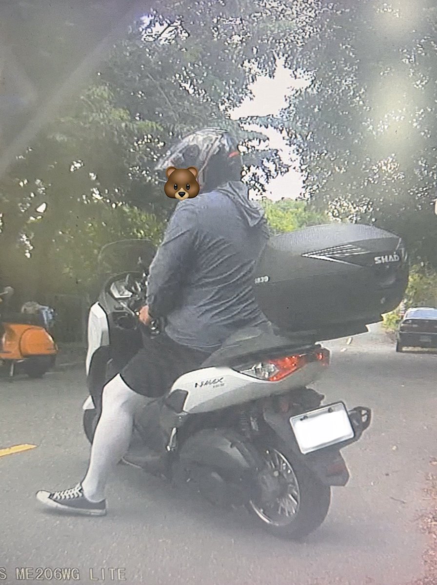 原來在行車記錄器的鏡頭裡是這樣子的