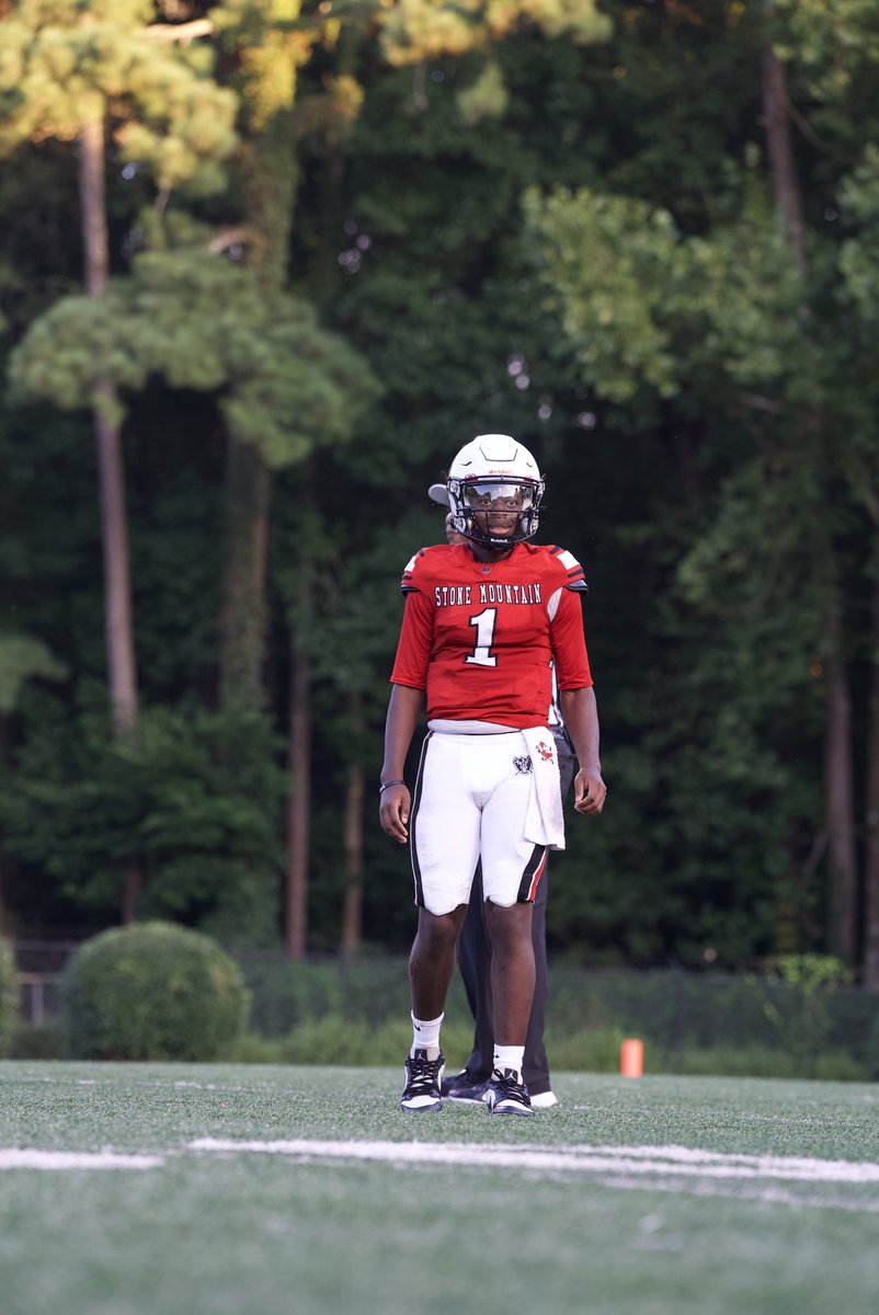 hudl.com/v/2SkZNg
Mid-szn highlight tape first 5 games 
<a href="/RecruitGeorgia/">Recruit Georgia</a> <a href="/247recruiting/">247Sports Recruiting</a> <a href="/StoneMtnFB/">Stone Mountain Football</a> <a href="/DekalbRecruits/">Dekalb Recruits (GA.)</a> <a href="/veto_moe/">Veto ©️</a> <a href="/BREED_winners/">Kobie J. Lain, MBA</a> <a href="/sam_kane11/">Sam Kane</a> <a href="/Rivals_HS/">Rivals High School</a> <a href="/ToledoQBs/">Robert Weiner</a>