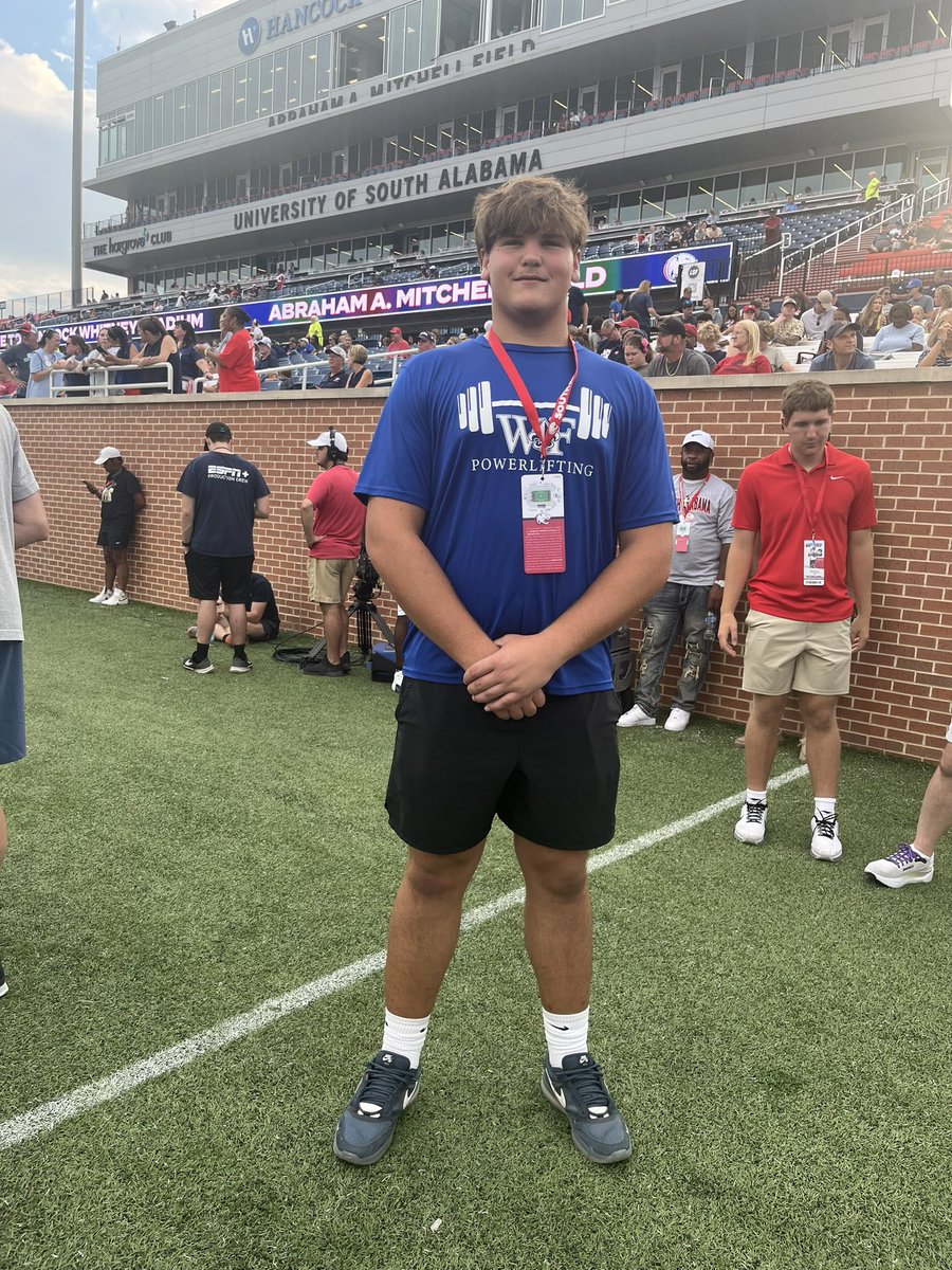 Had a great time <a href="/SouthAlabamaFB/">South Alabama Football 🏈</a> thank you to <a href="/amburkett64/">Andrew Burkett</a> <a href="/CoachPPetrino/">Paul Petrino</a> <a href="/Coach_JO_/">Jason Onyebuagu</a>