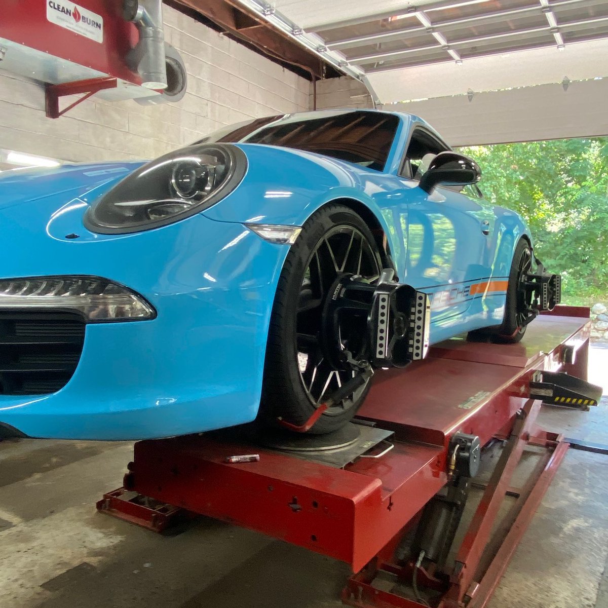 kenwoodtire's tweet image. Like to go fast? We can help! #wheelalignment