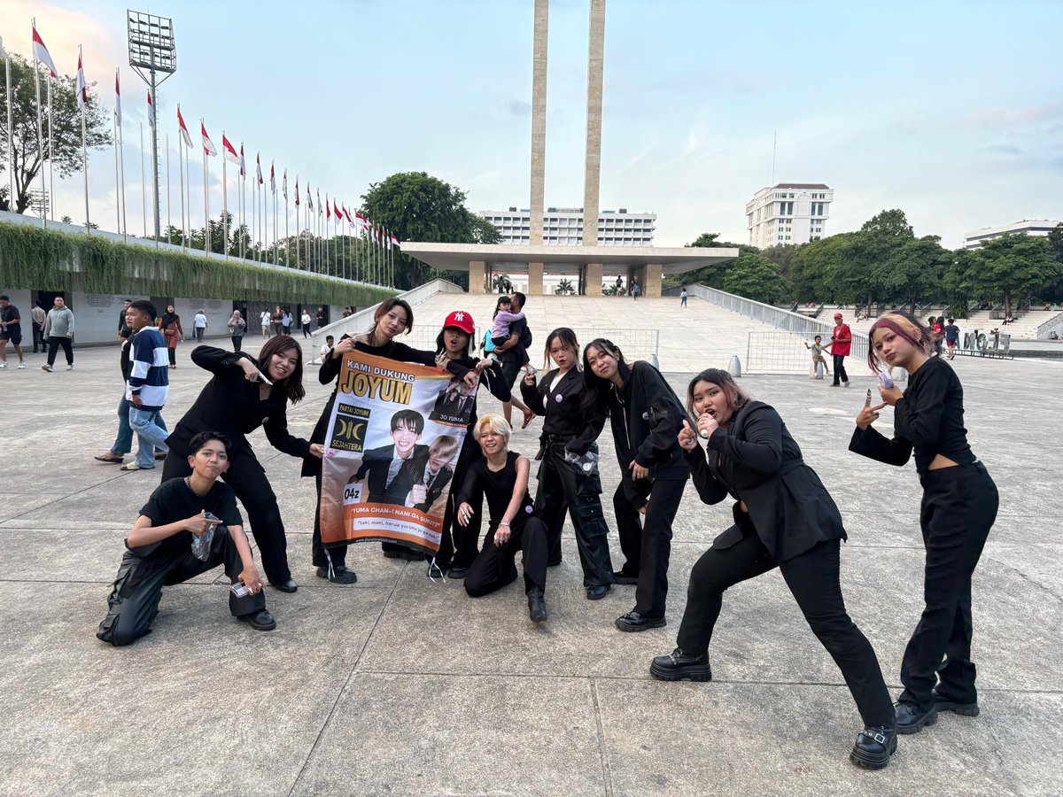 wcnderluxt's tweet image. お疲れ様でしたLUNÉたち！

really glad to have you guys to celebrate @andTEAMofficial's 3rd anniversary together! hope we can see you guys again some other time

The Dancing Wolves; 終わった