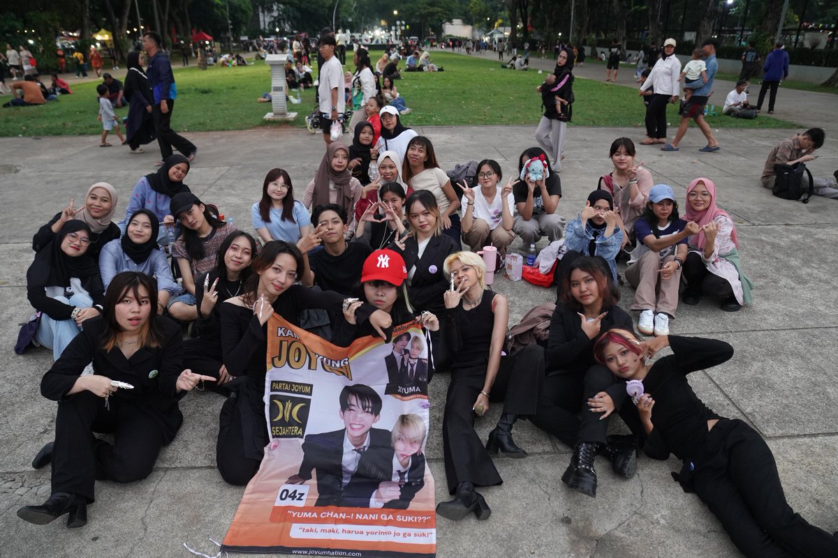 wcnderluxt's tweet image. お疲れ様でしたLUNÉたち！

really glad to have you guys to celebrate @andTEAMofficial's 3rd anniversary together! hope we can see you guys again some other time

The Dancing Wolves; 終わった