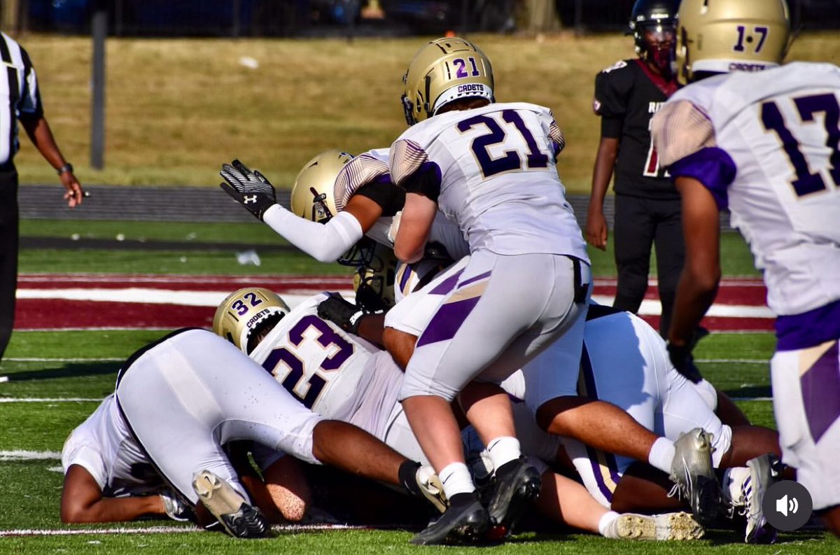 CadenGageSmith1's tweet photo. 23 on the pile! #beabrick #menfortomorrow #Iam1stphorm #Unstoppable #cbcfootball #highschoolfootball #CBC https://t.co/sSoegyyftF