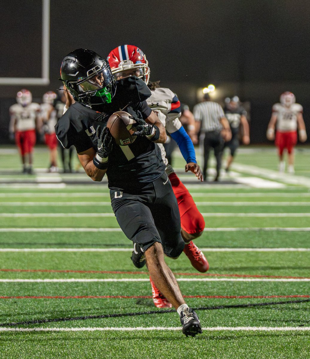 Midseason film 5-0‼️+174 pts only played in 12 quarters 

13 catches on 15 targets
285 yards 3 tds 

<a href="/CoachJunko_USC/">Mike Junko</a> <a href="/Coach_Fitz__/">Aaron Fitzpatrick</a> <a href="/_CoachThompson_/">Craig Thompson II</a> 

hudl.com/v/2Sk98h