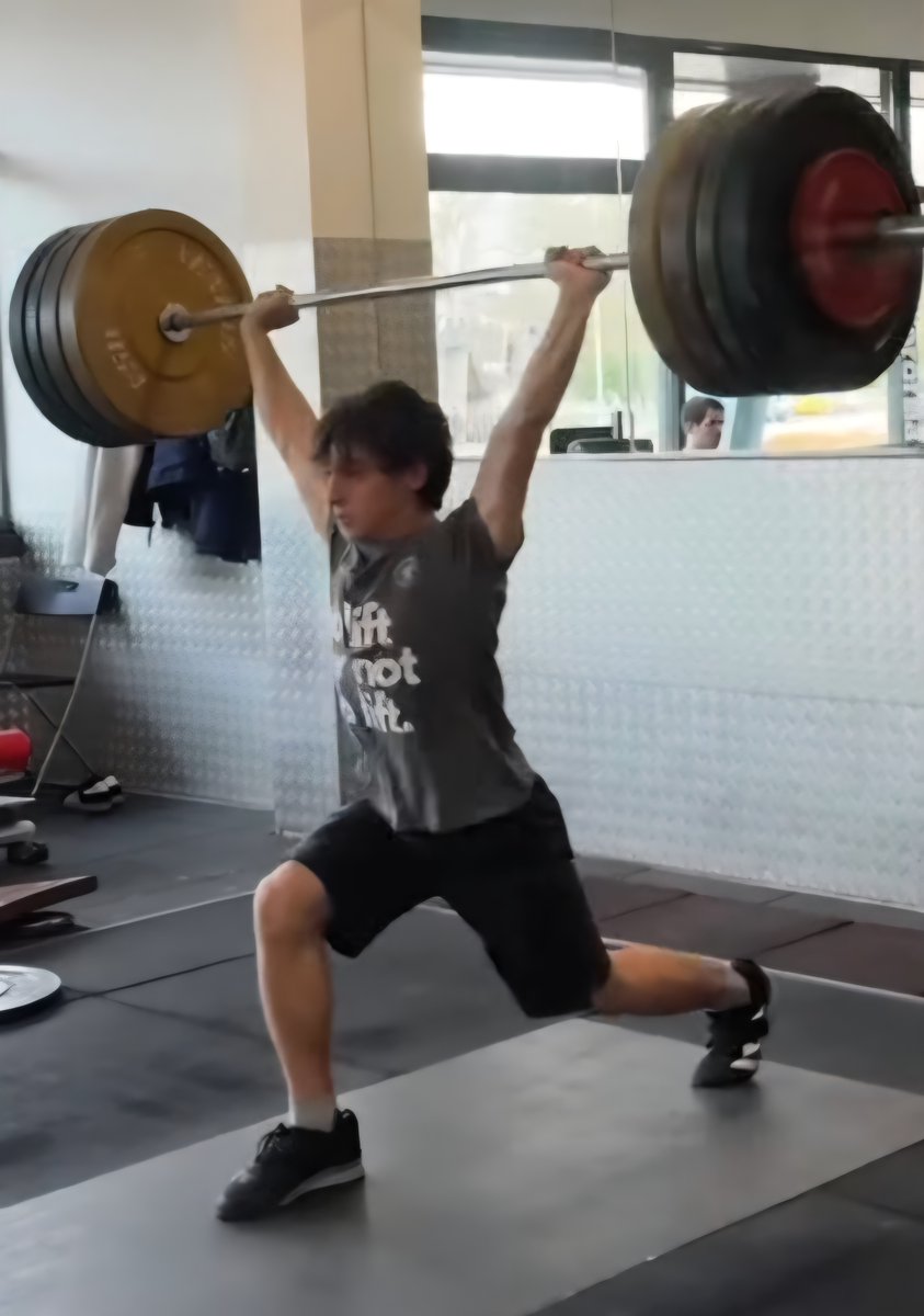 🚀 ¡Gran noticia!
Ramón ha sido becado para entrenar con la Selección Española en el CAR de León 🇪🇸💪
➡️ Tras concentrarse del 8 al 14/09 en el CAR de Madrid, se incorporó el 15/09 a León.
🏆 Seguirá compitiendo con el RGCC.
#Deporte #AltoRendimiento