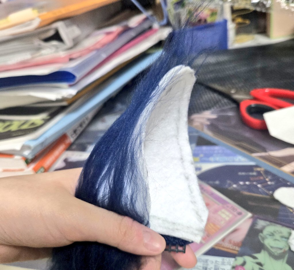 なんか狐耳毛糸で作ろうなんて無謀だなと思ってたけど意外と行けそう（仮あて）