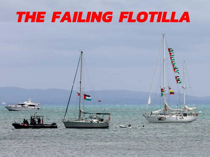 Earthfriend21's tweet photo. @M_Schaub #SumudFlotilla 🤡🥳#SumudForGaza 🤦♂️😅😂🤣
"Motorausfall-mitten auf dem Ozean 🌊🚢⚓️Wir wollen mit der anderen Flotte re-uniten...aber da gibt s ja so Seerouten und so..." #Navigation for Beginners 😉
Der ganze #Butterfahrt Irrsinn in #Memes zusammengefasst😄👇 https://t.co/gCnTuHEEns