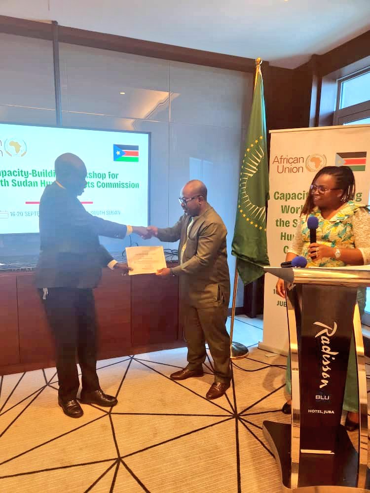 AUC_PAPS's tweet photo. The @_AfricanUnion concluded a week-long Capacity-Building Workshop with the #SouthSudan Human Rights Commission (SSHRC). 

@AUC_PAPS, supported by AfCHPR, ACHPR and ACWERC  strengthened SSHRC institutional capacity, deepened knowledge of AU mechanisms, & charted a roadmap for human rights protection ahead of 2026 elections.

At the closing of the SSHRC workshop in Juba, Mr. Issaka Garba Abdou, on behalf of the Commissioner for PAPS reaffirmed AU's support to a strong, independent & credible National Human Rights Commission—anchored in the Paris Principles & the AU Human Rights Decade (2016-2026).

The @AUC_PAPS commends the SSHRC for its commitment to promoting & protecting rights in a challenging context. Together with ACHPR, AfCHPR, ACERWC & NANHRI, AU will continue supporting its journey towards “A status” accreditation under the Paris Principles. In his closing remarks, Mr. Issaka reaffirmed that the protection of peoples’ rights is inseparable from peace & reconciliation. The AU will walk alongside the SSHRC, the Gov’t of #SouthSudan & partners to ensure a future rooted in justice, dignity & democracy. #Agenda2063 #HumanRights