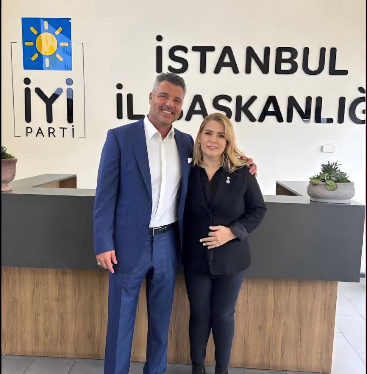 Seçimi milliyetçiler kazandı.