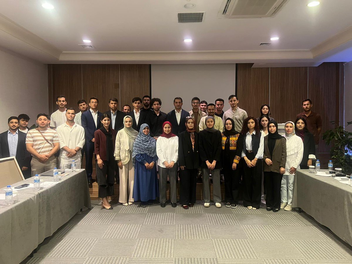 Türkiye’de öğrenim gören Afganistanlı öğrencilerin şehir temsilcileri ve yöneticilerinin katıldığı “ASA Sahn-ı Seman Yaz Kampı”na iştirak ettik.

Bu kıymetli organizasyonu düzenleyenleri tebrik ediyor, emeği geçen herkese teşekkür ediyorum.