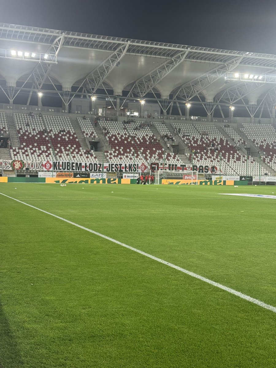 Yachu_1908's tweet image. Niezmiennie lecimy 💪🏻 #ŁKSWIE