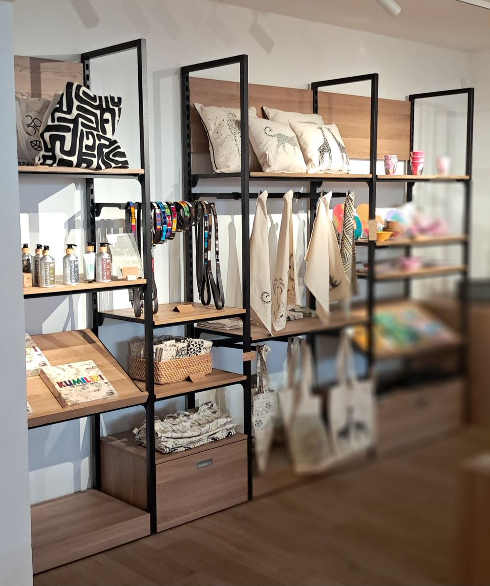 Over A Drink Coffee Adventures: Spring Valley Coffee, Camden Passage, London

I was delighted to experience a taste of home in London at @springvalleycoffee_london

The space is beautifully curated, welcoming and my highlight was see and being served by the lovely @joendunguh ☕️