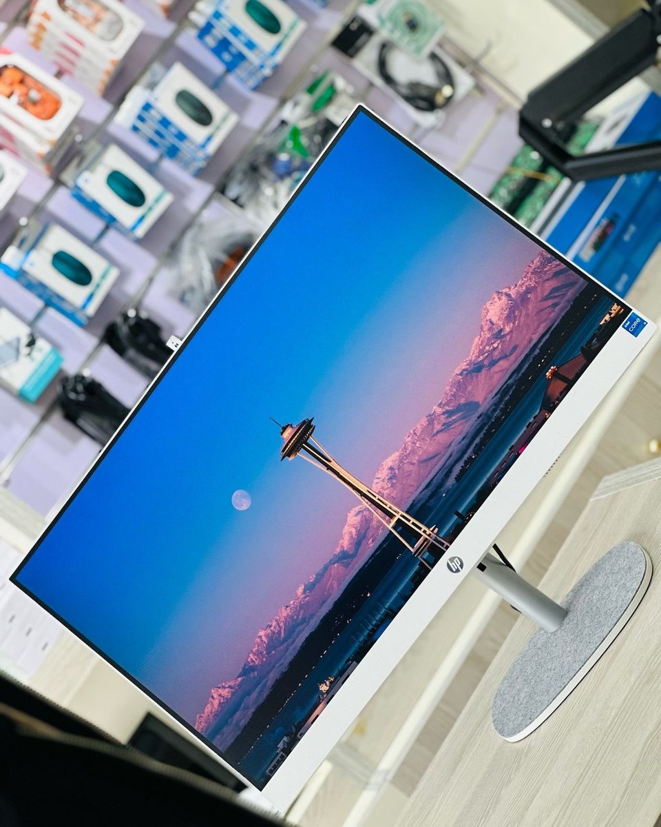 Hp All in one 27” Monitors available 
#hp #monitors #desktopmate 
0777599118