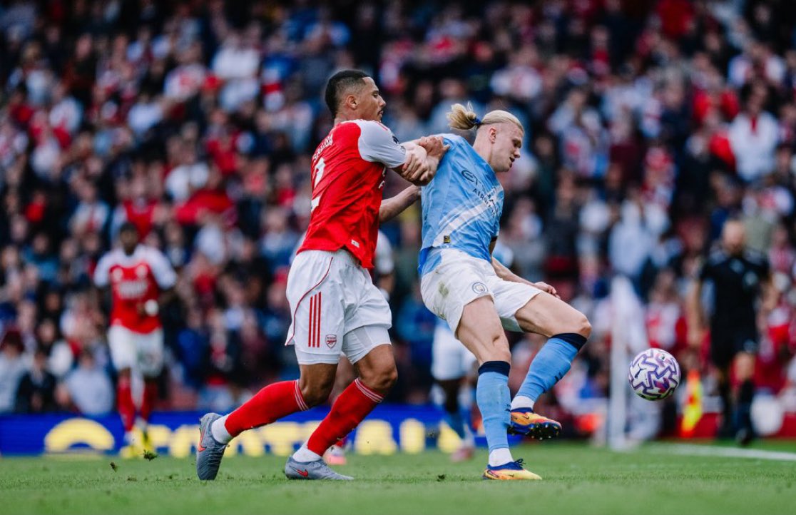 Mh_Mcfc's tweet image. تعادل غير مستحق السيتي اخطر من ارسنال طوال 90 دقيقة ، صنع فرص خطيرة بالشوط الثاني بالذات ، مباراة خارج الارض لكن النقطة غير عادلة ابدا كنا نستاهل الفوز لكن قاعدة بكورة القدم اللي يضيع يقبل للاسف
 
شكرا للحضور الكبير و الشخصية يا بيب
معوضين خير ياسيتيزن لعل يكون القادم افضل