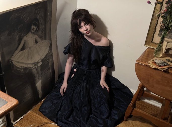 sophie thatcher files (@soapyfiles) on Twitter photo 