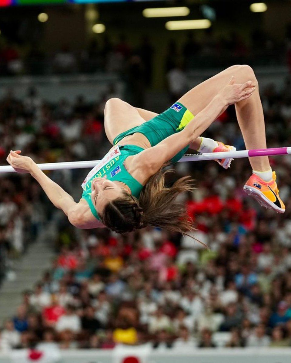 CommGamesAUS's tweet image. 🤩 Happy Monday to our newest World Champ, Nicola Olyslagers!

💚💛 The Gold Coast 2018 bronze medallist soared to the top of the podium to take home the gold 🥇 in the women&apos;s high jump in Tokyo!

#CommGamesAUS #WeAreUnstoppable #AthleticsNation @AustralianAths @WorldAthletics