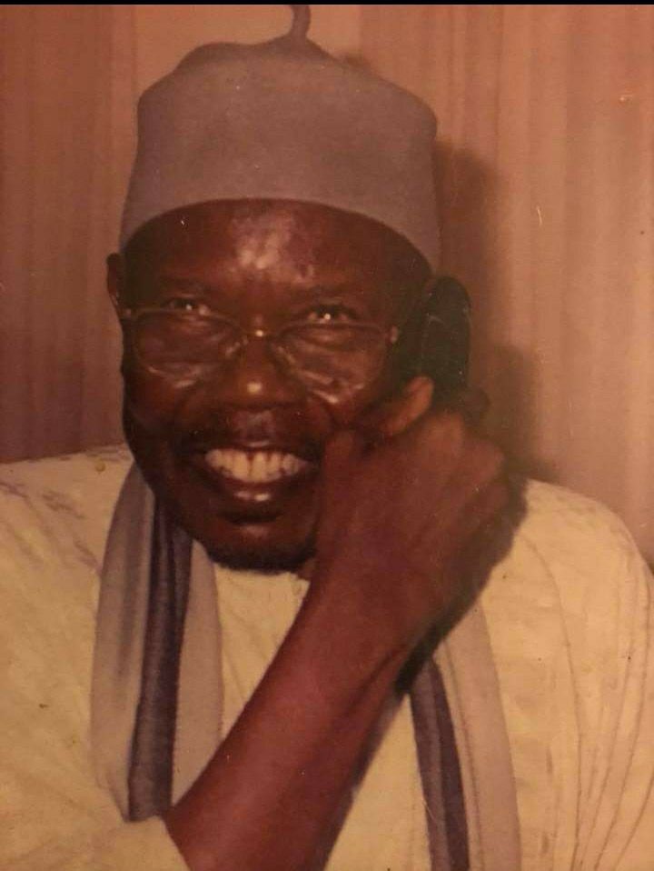 Al Amine dépassait le rôle du simple guide religieux pour s’imposer comme un modèle en régulation sociale, diplomatie, économie, éducation et communication. 

Sa vision conciliant spiritualité et temporalité faisait de lui une référence incontestée pour l’humanité.

#Tivaouane