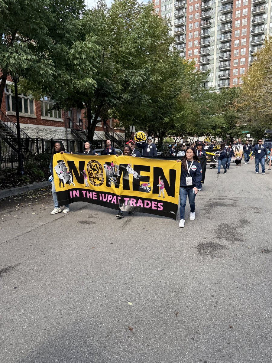 We had an incredible time at Tradeswomen Build Nations Conference in Chicago! “She’s not waiting. She’s Leading.” —set the tone for powerful conversations, bold leadership, and unshakeable solidarity among tradeswomen. 💪